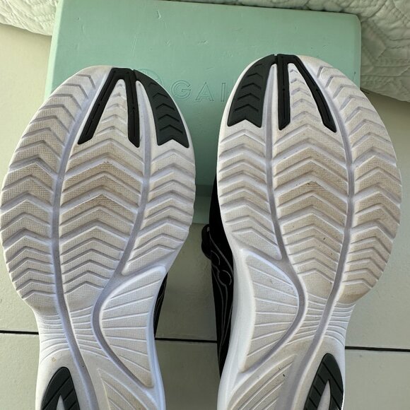 Saucony Kinavera 13! Women's size 8.5. Hard to find!! - Picture 9 of 10